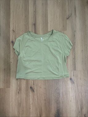 all in motion Sage Green Short Sleeve Crop Tee